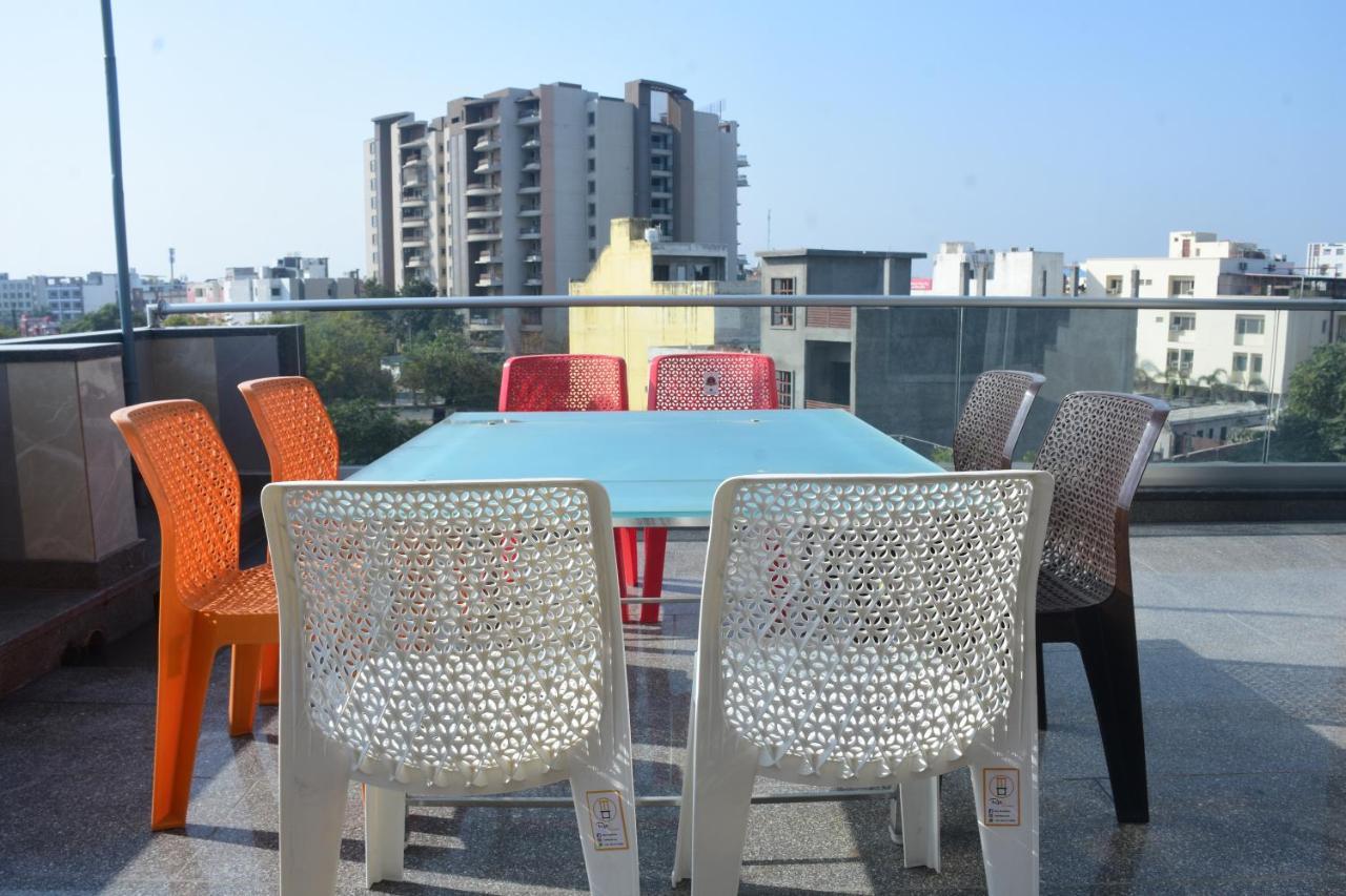 Taj Sojourn Bed and Breakfast Agra  Εξωτερικό φωτογραφία