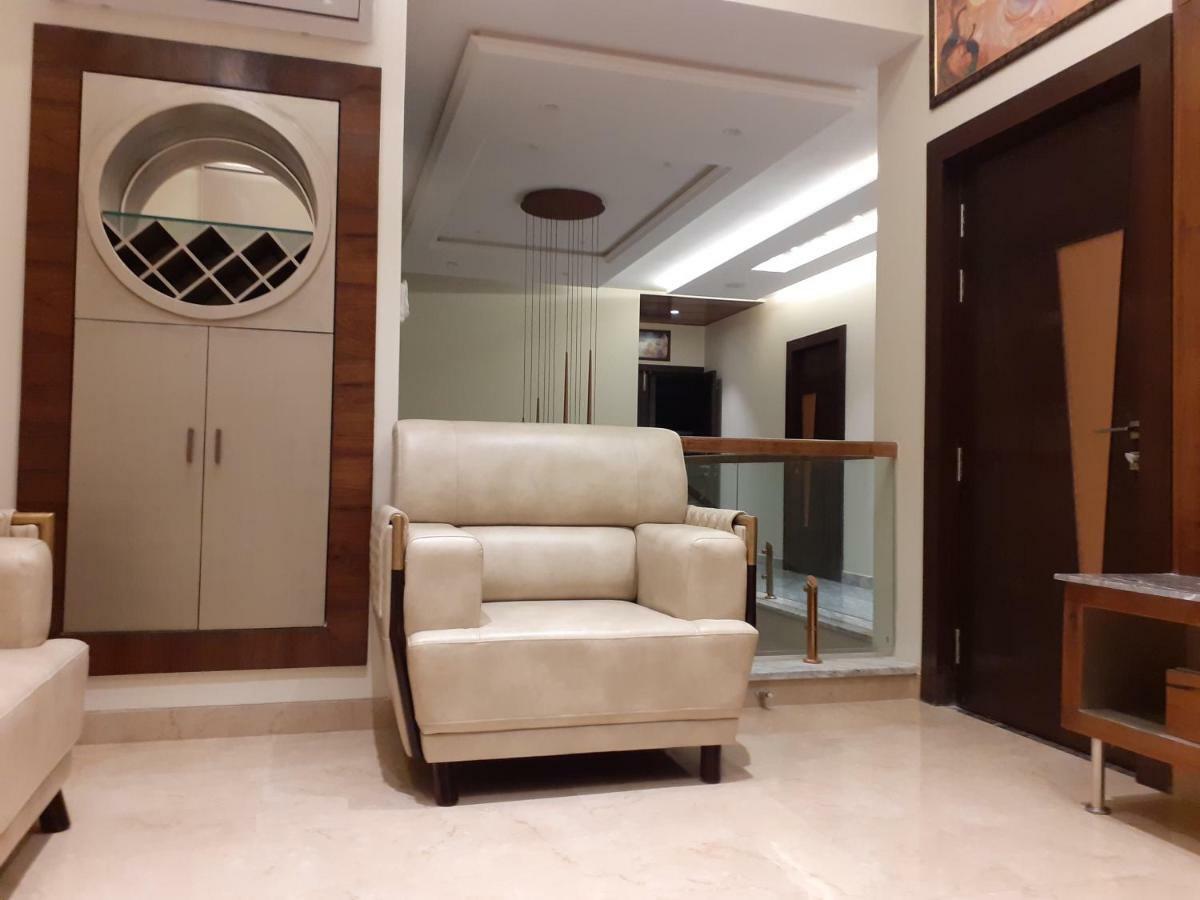 Taj Sojourn Bed and Breakfast Agra  Εξωτερικό φωτογραφία