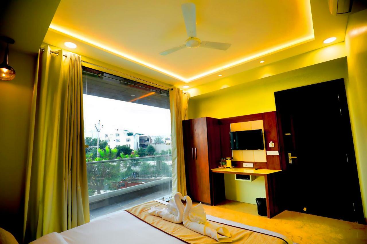 Taj Sojourn Bed and Breakfast Agra  Εξωτερικό φωτογραφία